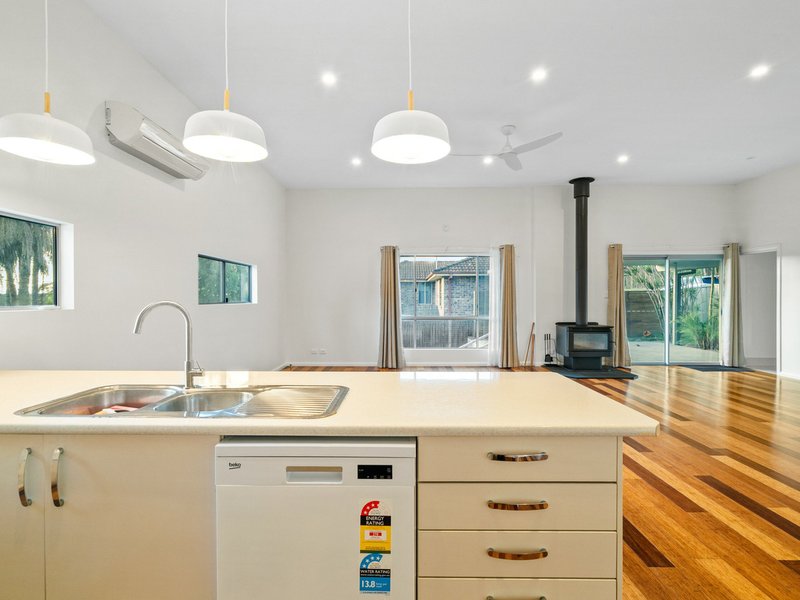 Photo - 2 Alonbar Crescent, Taree NSW 2430 - Image 7