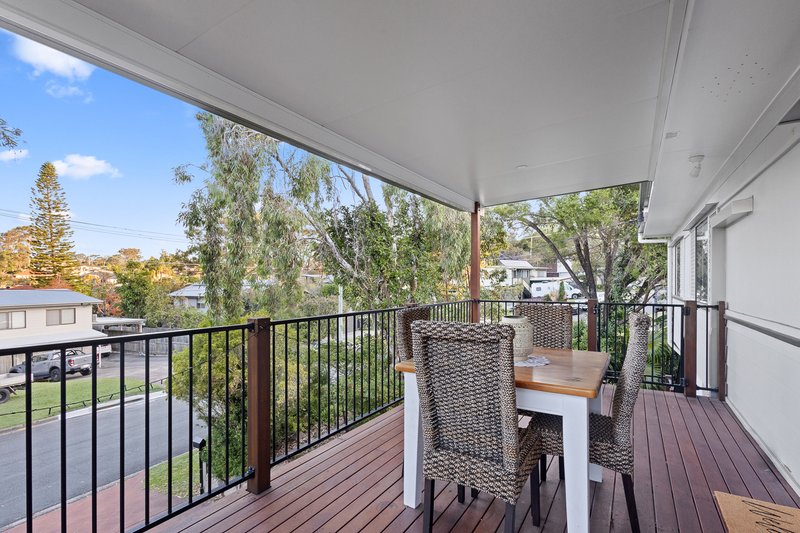 Photo - 2 Alrex Street, Everton Hills QLD 4053 - Image 2