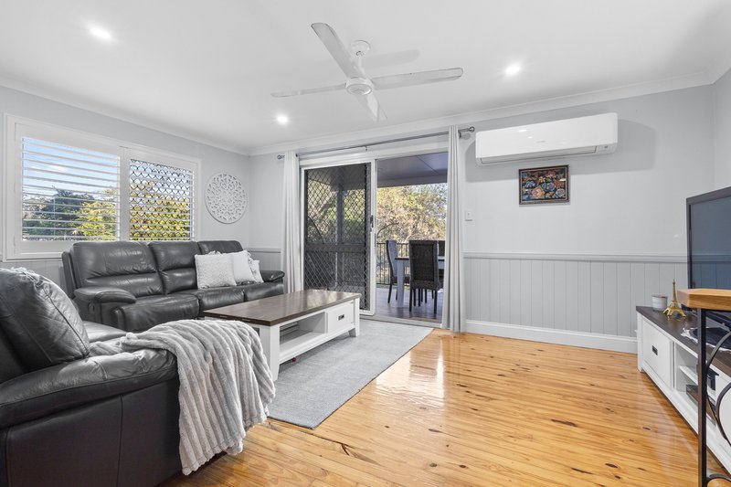 Photo - 2 Alrex Street, Everton Hills QLD 4053 - Image 3