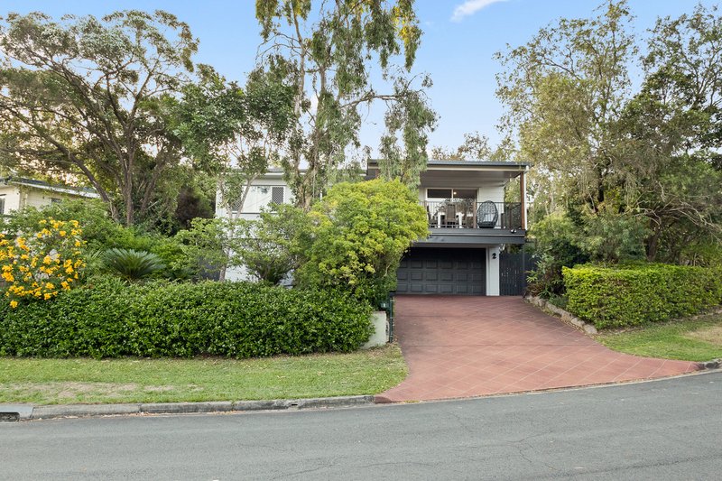 Photo - 2 Alrex Street, Everton Hills QLD 4053 - Image 25