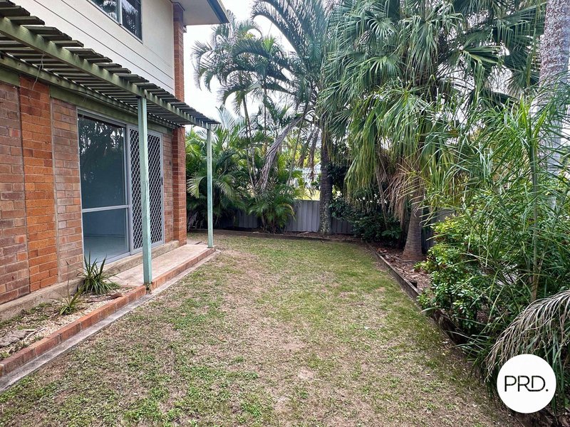 Photo - 2 Amaroo Street, Boyne Island QLD 4680 - Image 20