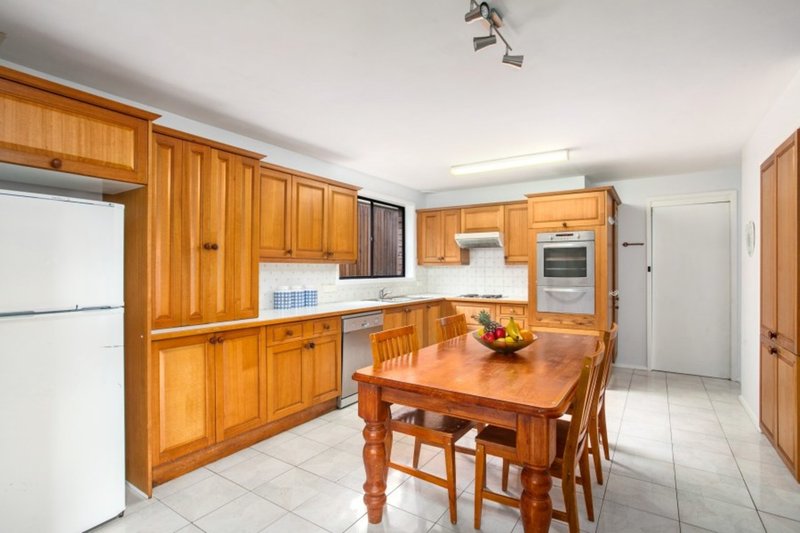 Photo - 2 Ambleside Avenue, Mount Keira NSW 2500 - Image 4