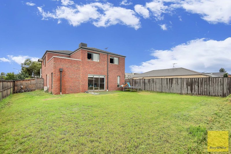 Photo - 2 Amore Drive, Sunshine West VIC 3020 - Image 22