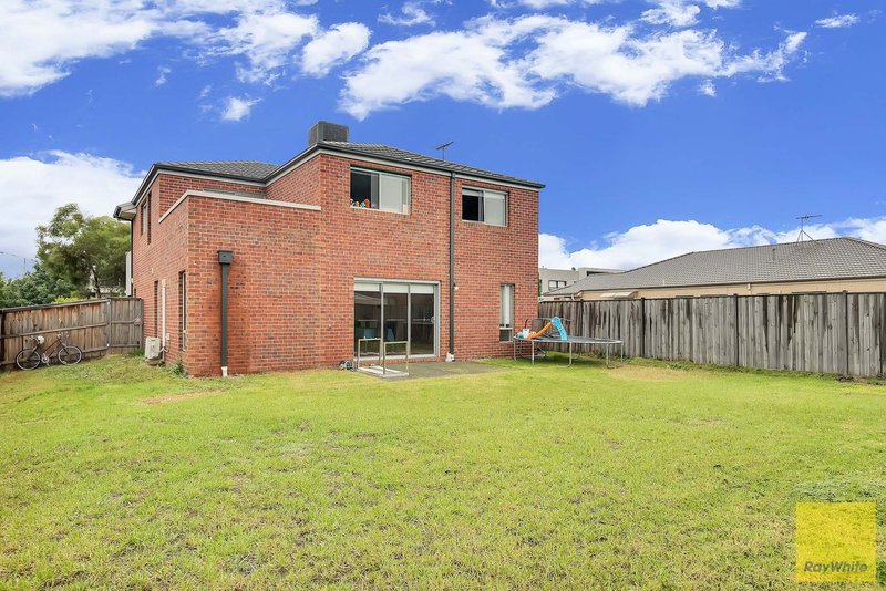 Photo - 2 Amore Drive, Sunshine West VIC 3020 - Image 23