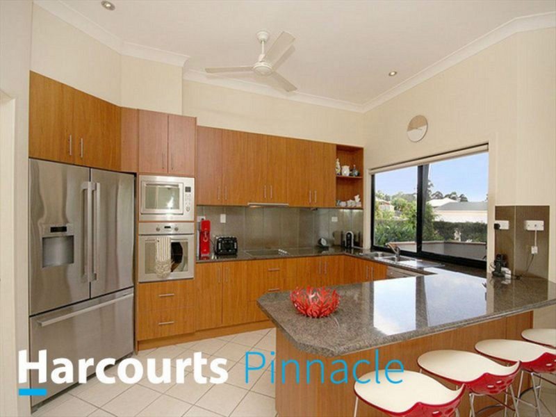 Photo - 2 Amorosa Court, Eatons Hill QLD 4037 - Image 8