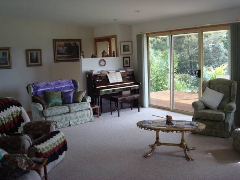 Photo - 2 Anchorage Court, Clarence Point TAS 7270 - Image 2