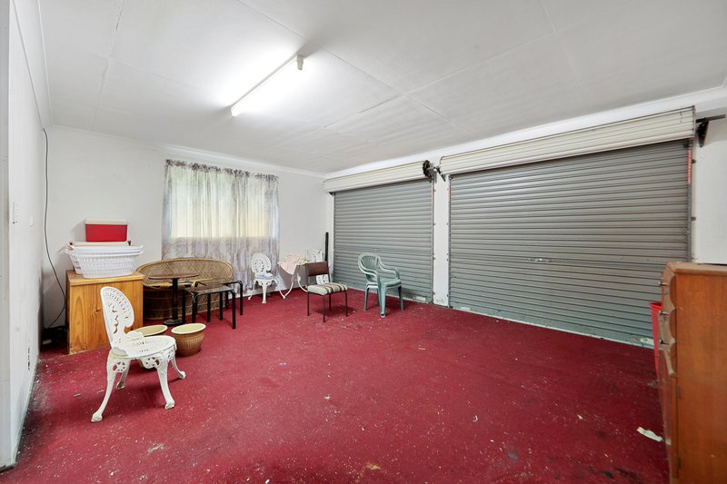 Photo - 2 Andreassen Street, Thabeban QLD 4670 - Image 17