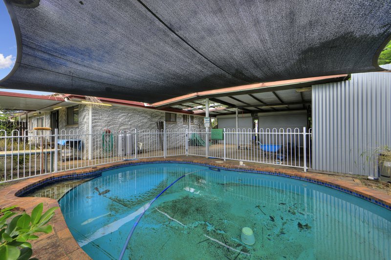 Photo - 2 Andreassen Street, Thabeban QLD 4670 - Image 19