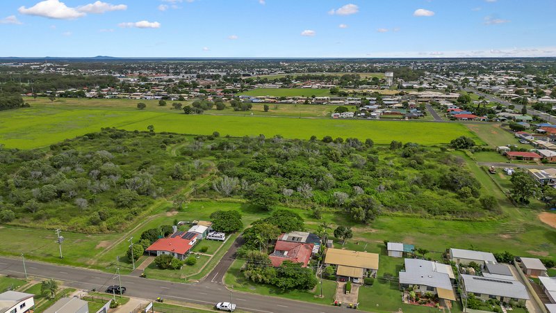 Photo - 2 Andreassen Street, Thabeban QLD 4670 - Image 27