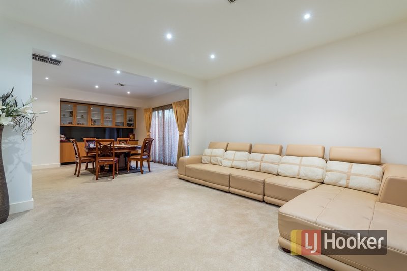 Photo - 2 Andrew Court, Rowville VIC 3178 - Image 5