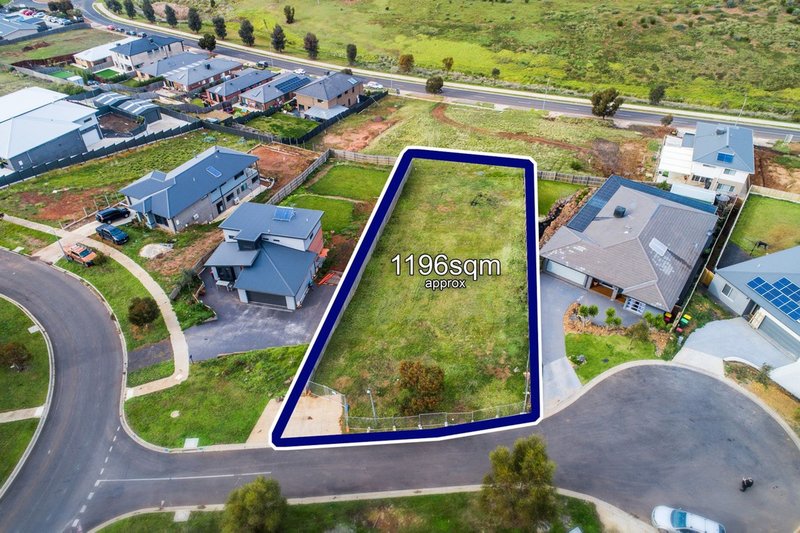 2 Angliss Court, Darley VIC 3340