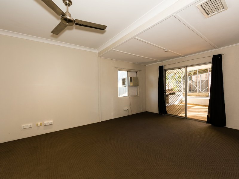 Photo - 2 Ann Street, Mount Isa QLD 4825 - Image 6