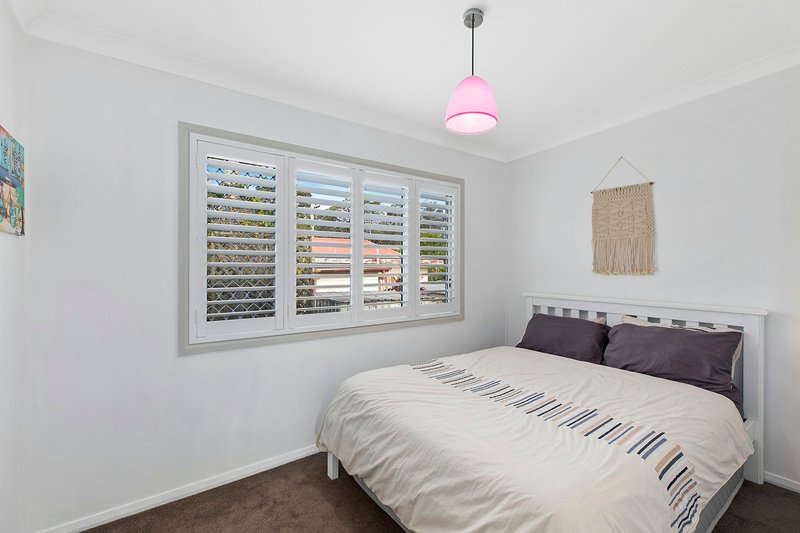 Photo - 2 Ansell Close, Chittaway Point NSW 2261 - Image 10