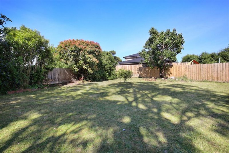 Photo - 2 Antill Court, Mulgrave VIC 3170 - Image 3