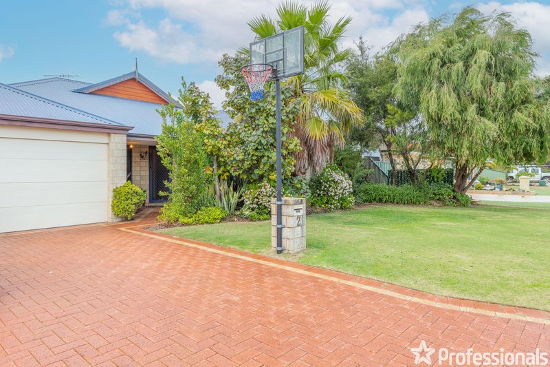 Photo - 2 Aparri Way, Port Kennedy WA 6172 - Image 2