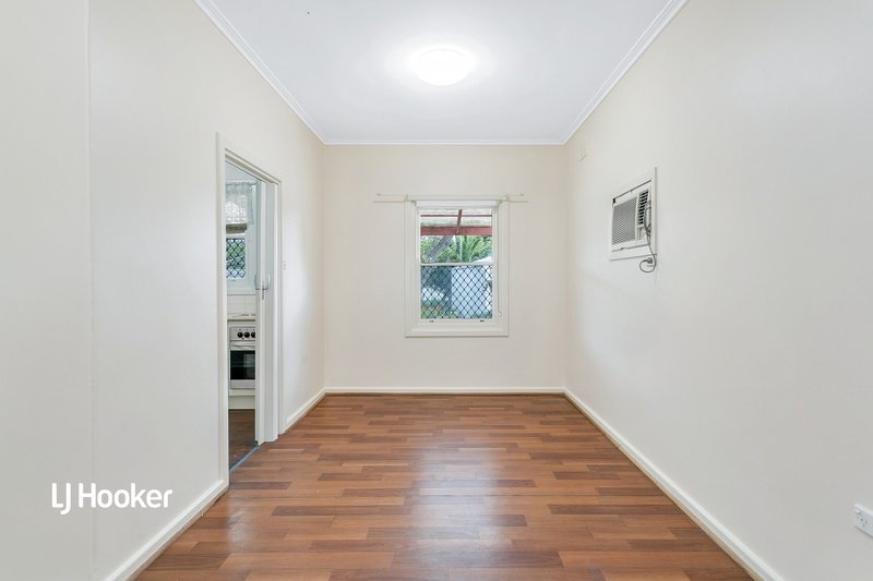 Photo - 2 Appleshaw Street, Elizabeth Vale SA 5112 - Image 5