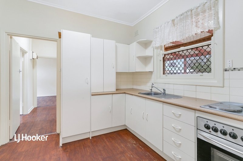 Photo - 2 Appleshaw Street, Elizabeth Vale SA 5112 - Image 8