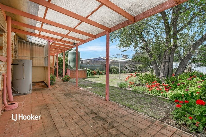 Photo - 2 Appleshaw Street, Elizabeth Vale SA 5112 - Image 13