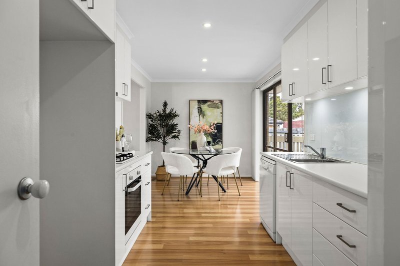 Photo - 2 Apsley Court, Ferntree Gully VIC 3156 - Image 8