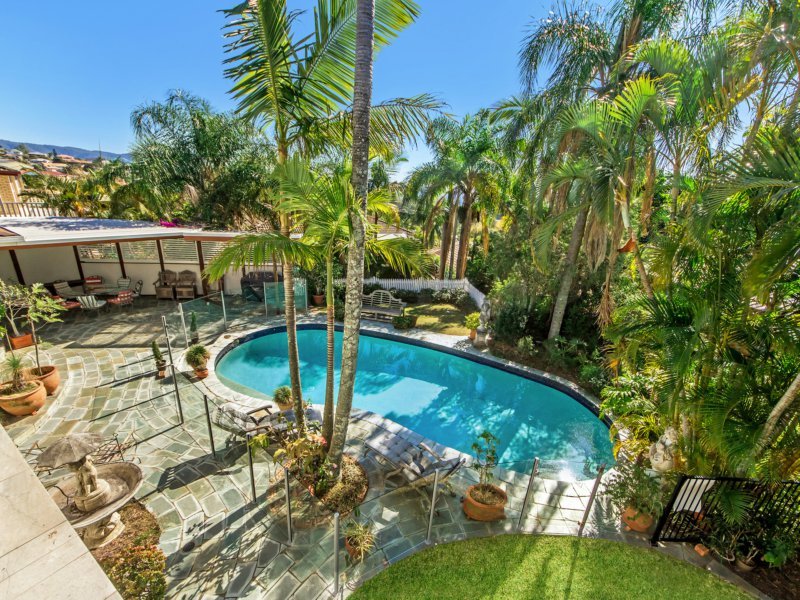 Photo - 2 Ardrossan Place, Highland Park QLD 4211 - Image 3