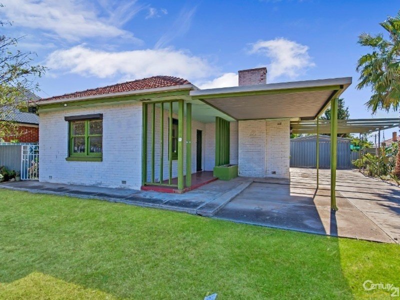 2 Arooma Street , Findon SA 5023