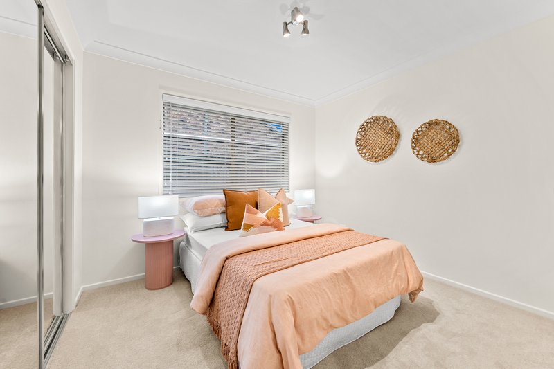 Photo - 2 Artemis Court, Rochedale South QLD 4123 - Image 15