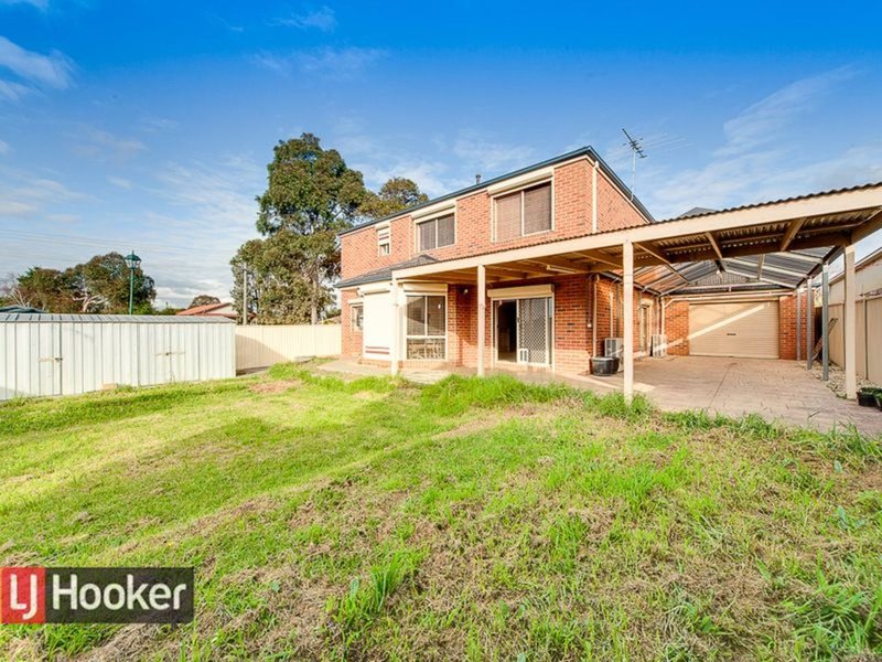 Photo - 2 Ashbrook Way, Cranbourne West VIC 3977 - Image 16