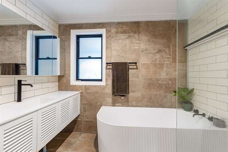 Photo - 2 Ashgrove Place, Bundanoon NSW 2578 - Image 7