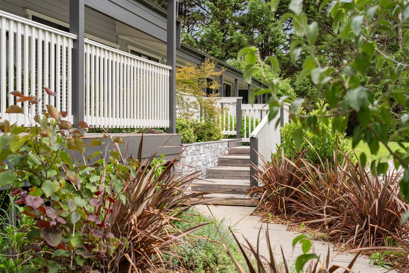 Photo - 2 Ashgrove Place, Bundanoon NSW 2578 - Image 8
