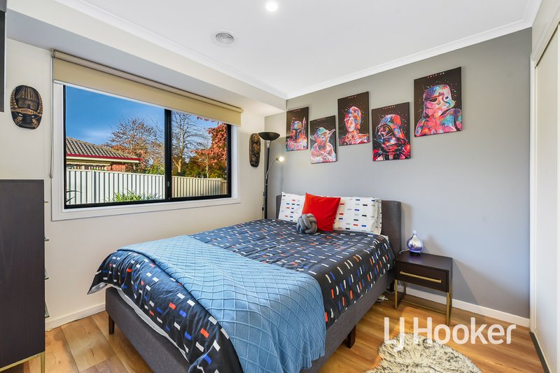 Photo - 2 Ashwood Grove, Pakenham VIC 3810 - Image 11