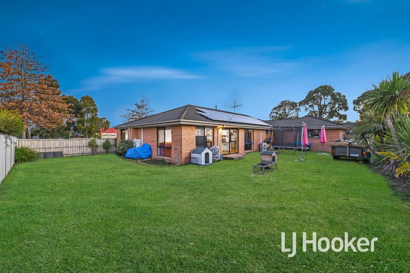 Photo - 2 Ashwood Grove, Pakenham VIC 3810 - Image 14