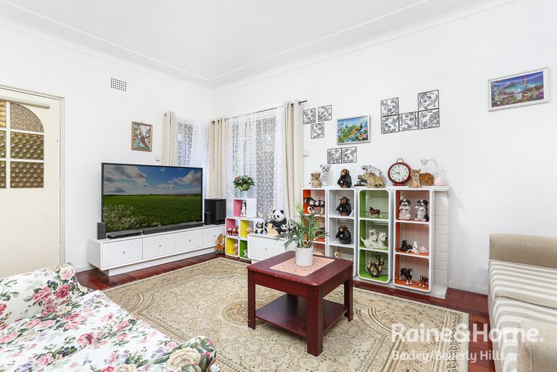 Photo - 2 Astron Crescent, Bexley North NSW 2207 - Image 2