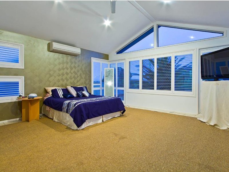 Photo - 2 Auster Street, Redland Bay QLD 4165 - Image 6