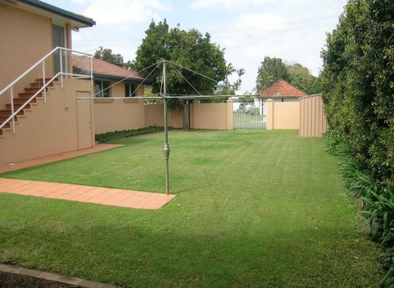 Photo - 2 Auster Street, Redland Bay QLD 4165 - Image 13