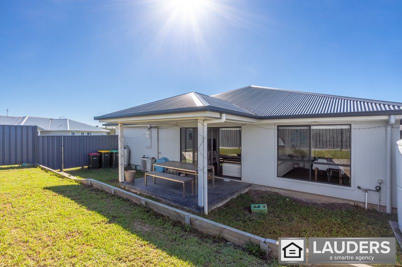 Photo - 2 Auvergne Way, Old Bar NSW 2430 - Image 11