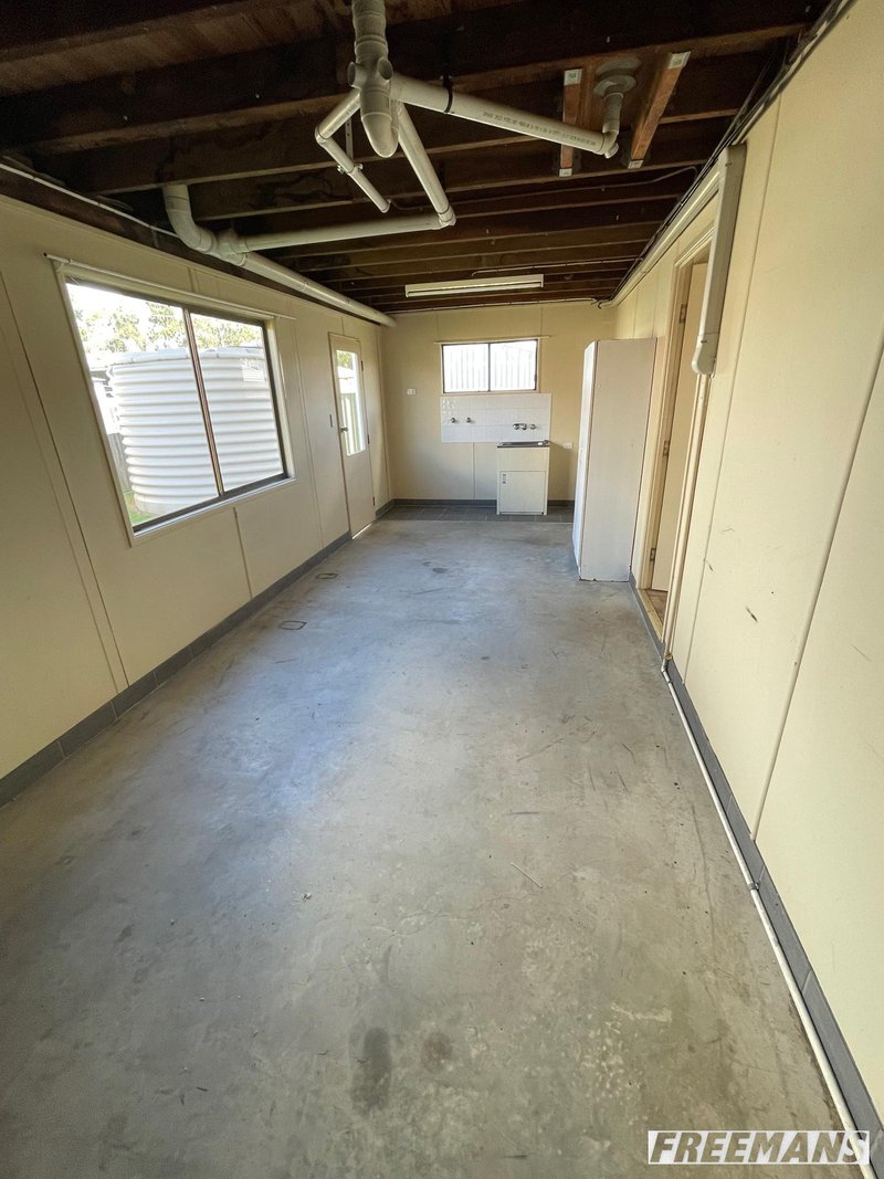 Photo - 2 Avoca Place, Nanango QLD 4615 - Image 17