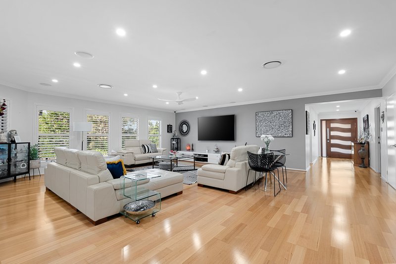 Photo - 2 Avonlea Street, Murrumba Downs QLD 4503 - Image 3
