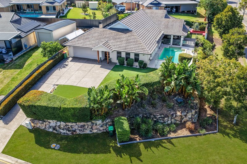 Photo - 2 Avonlea Street, Murrumba Downs QLD 4503 - Image 27