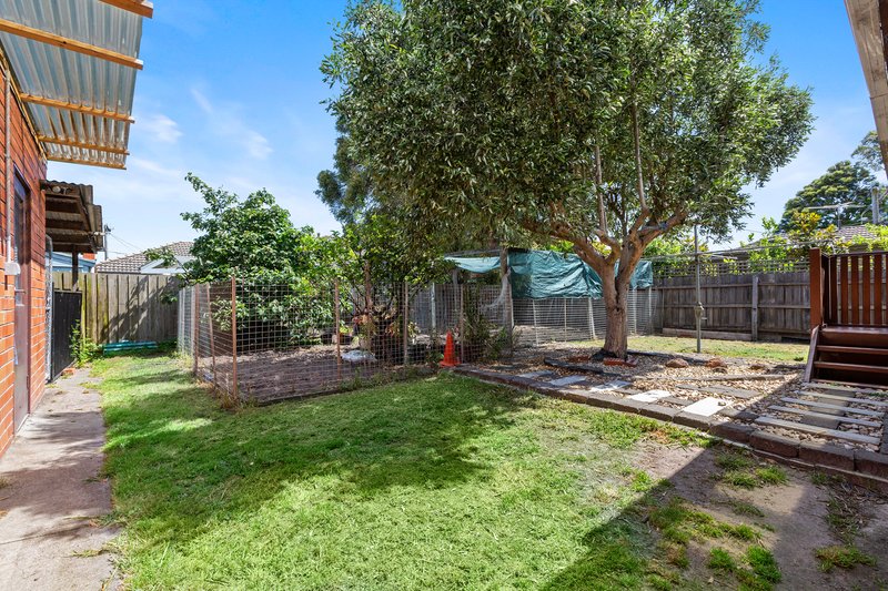 2 Azalea Court, Cheltenham VIC 3192