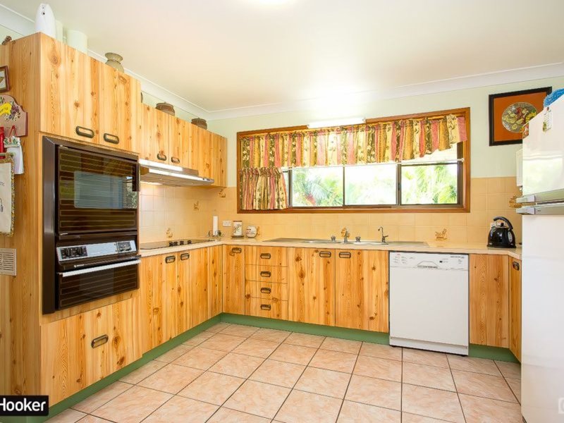 Photo - 2 Azalea Drive, Bongaree QLD 4507 - Image 3