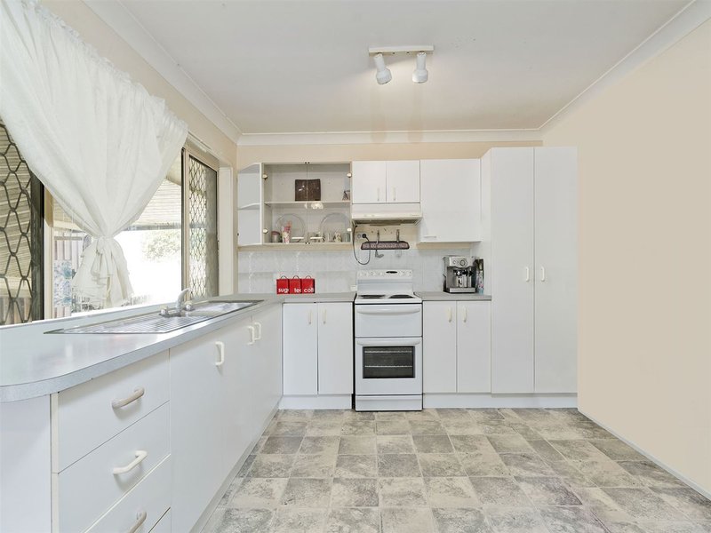 Photo - 2 Backo Court, Caboolture QLD 4510 - Image 3