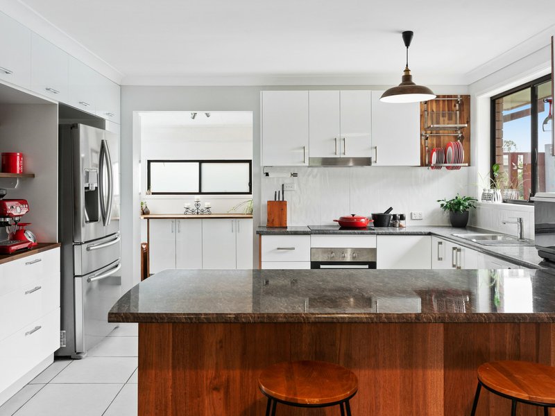 Photo - 2 Bailey Street, Brightwaters NSW 2264 - Image 1