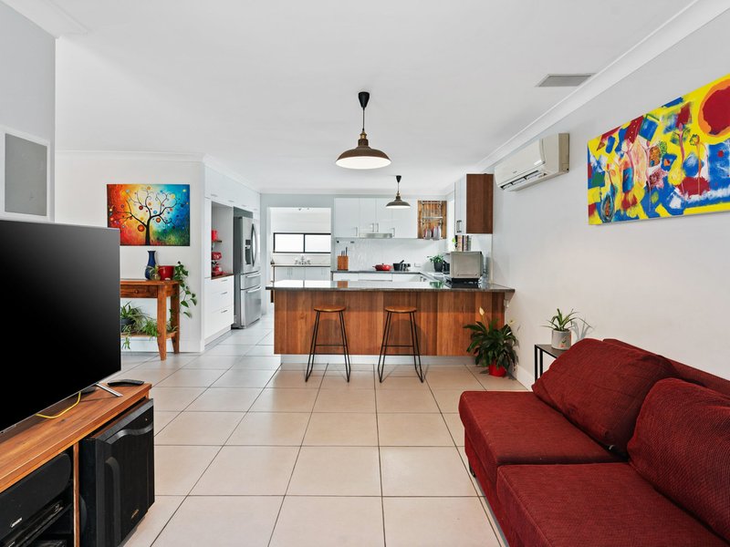 Photo - 2 Bailey Street, Brightwaters NSW 2264 - Image 3