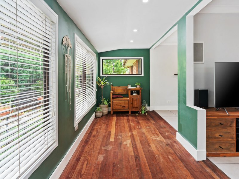 Photo - 2 Bailey Street, Brightwaters NSW 2264 - Image 4