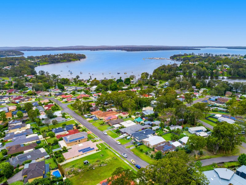 Photo - 2 Bailey Street, Brightwaters NSW 2264 - Image 17
