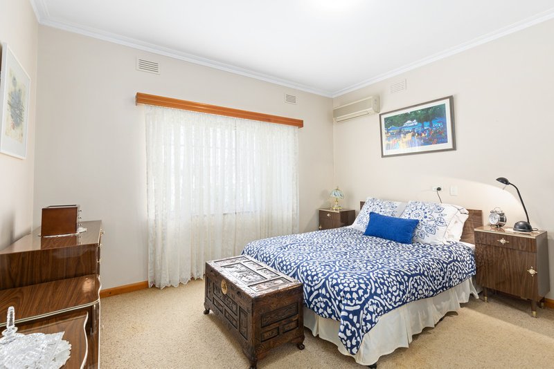 Photo - 2 Bailey Street, Mount Gambier SA 5290 - Image 8