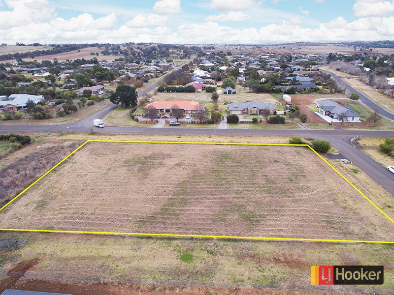 Photo - 2 Baileyana Close, North Tamworth NSW 2340 - Image 3