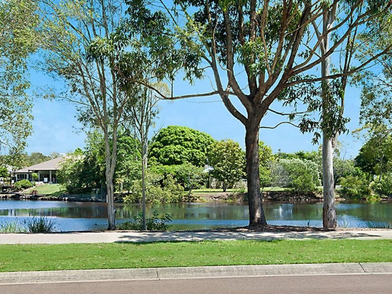 Photo - 2 Baker Finch Place, Twin Waters QLD 4564 - Image 16