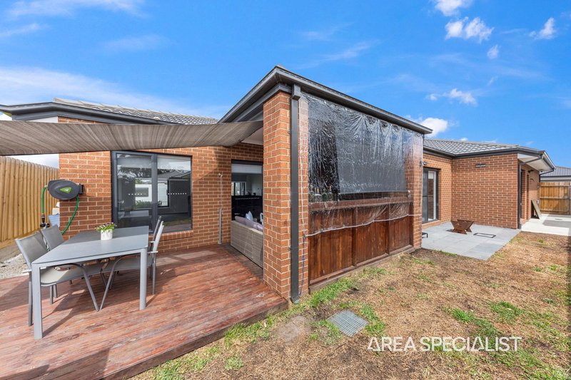 Photo - 2 Bambury Close, Koo Wee Rup VIC 3981 - Image 13