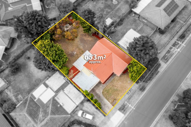 2 Banbury Crescent, Craigieburn VIC 3064